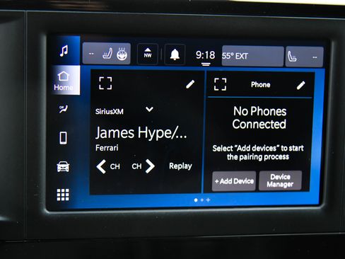 Used 2023 Chrysler Voyager LX image 23