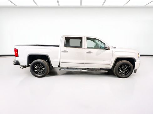 Used 2018 GMC Sierra 1500 Denali image 24