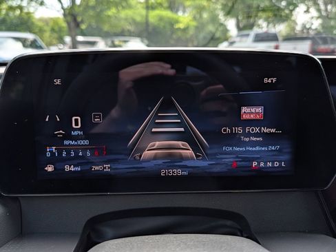 Used 2024 Chevrolet Traverse LT AWD/4WD image 39