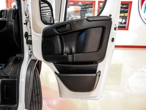 Used 2017 RAM ProMaster 1500 w/ Interior Convenience Group image 33
