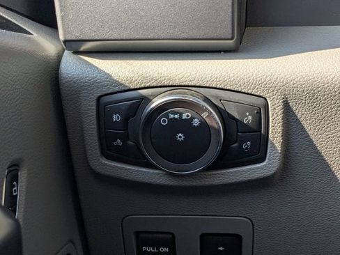 Used 2019 Ford F150 XLT w/ Equipment Group 302A Luxury image 19