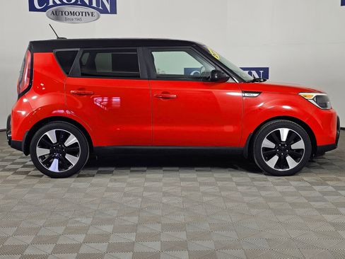 Used 2016 Kia Soul + w/ Designer's Package image 6