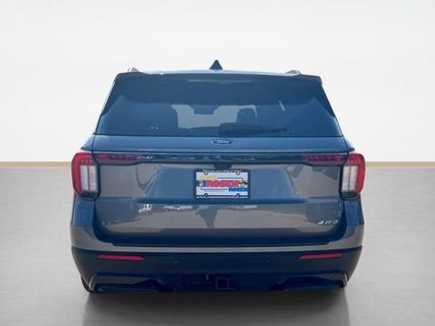 Used 2025 Ford Explorer ST-Line w/ Premium Package AWD/4WD image 4