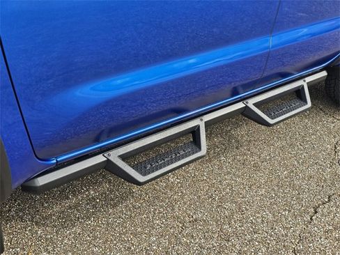 New 2025 Nissan Frontier PRO-4X image 22