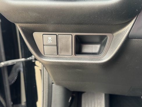 Certified 2023 Honda HR-V LX image 12