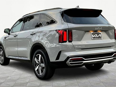 Certified 2023 Kia Sorento EX image 6