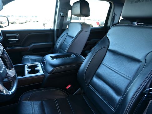 Used 2018 GMC Sierra 1500 Denali w/ Denali Ultimate Package image 25