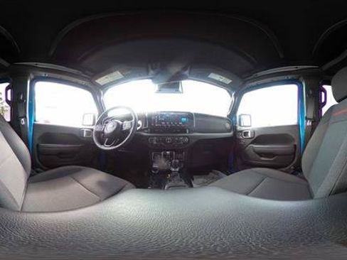 Used 2026 Jeep Wrangler Unlimited Rubicon AWD/4WD image 21