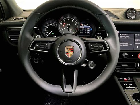 New 2026 Porsche Macan S image 15