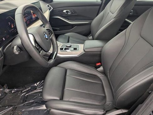 Used 2025 BMW 330i Sedan image 16