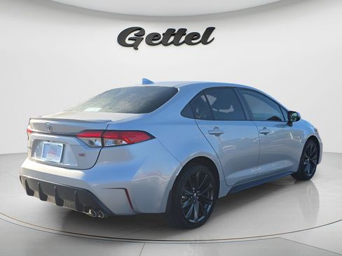 Used 2024 Toyota Corolla SE FWD image 4