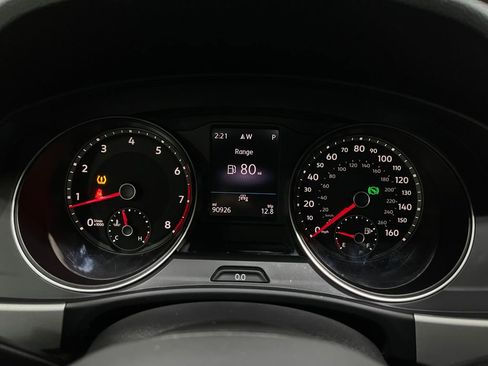 Used 2021 Volkswagen Atlas Cross Sport SE w/ Panoramic Sunroof Package image 22