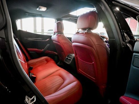 Used 2022 Maserati Ghibli Modena Q4 image 21