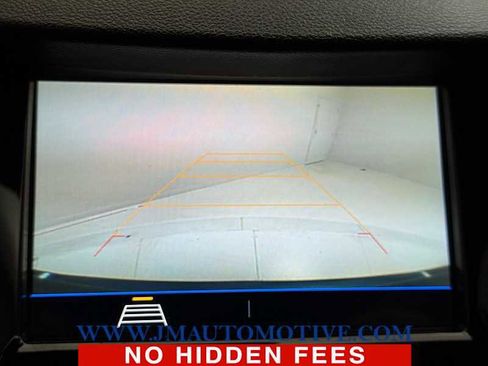 Used 2019 Chevrolet Trax LT w/ LT Convenience Package image 29