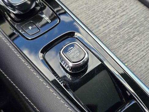 Certified 2022 Volvo XC90 T8 Inscription w/ Advanced Package image 34