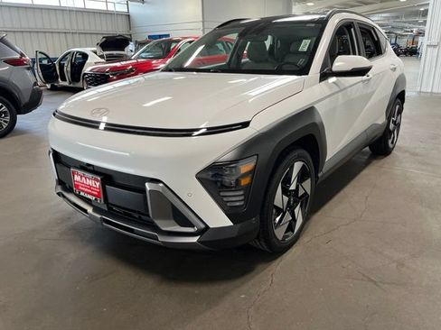 Used 2024 Hyundai Kona Limited FWD image 7