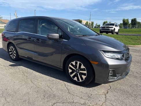Used 2025 Honda Odyssey EX-L image 7