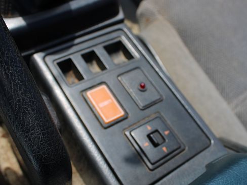 Used 1988 MAZDA RX-7 Convertible RWD image 15