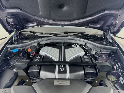 New 2026 Rolls-Royce Cullinan AWD/4WD image 30