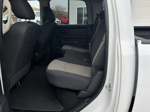 Used 2010 Dodge Ram 2500 Truck ST w/ SXT Appearance Group image 16