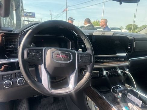Certified 2024 GMC Sierra 1500 Elevation w/ Elevation Premium Package image 30
