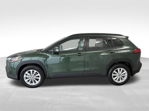 Used 2023 Toyota Corolla Cross LE AWD/4WD image 5