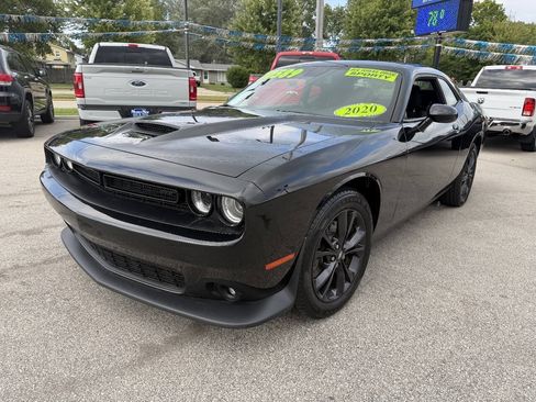 Used 2020 Dodge Challenger GT w/ Blacktop Package AWD/4WD image 1