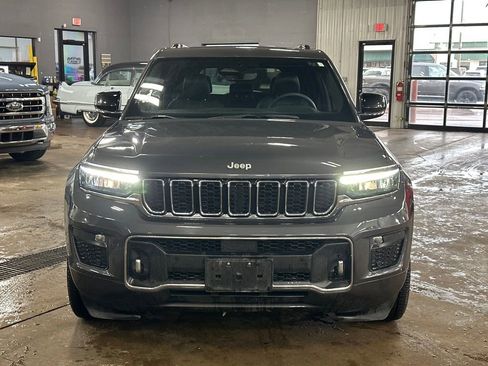 Used 2024 Jeep Grand Cherokee Overland image 36