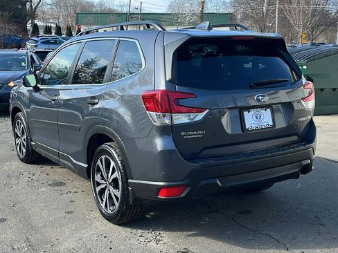 Used 2023 Subaru Forester Limited AWD/4WD image 9
