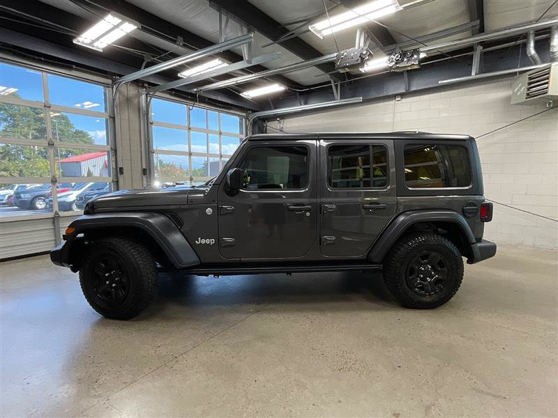 Used 2018 Jeep Wrangler Unlimited Sport AWD/4WD image 2