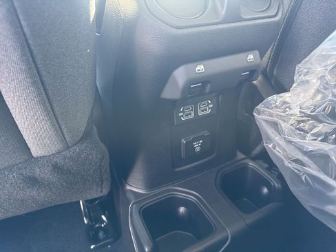New 2025 Jeep Gladiator Sport AWD/4WD image 45