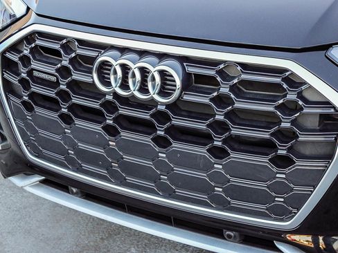 Used 2022 Audi Q5 2.0T Premium w/ Convenience Package image 6