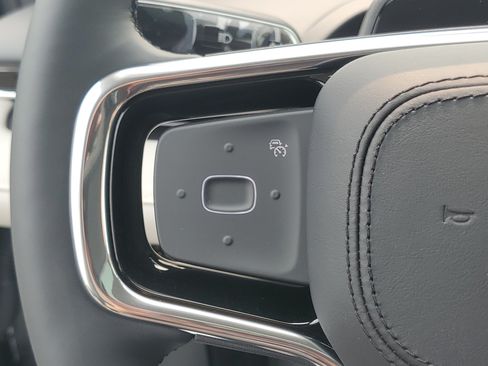 New 2026 Lincoln Nautilus Reserve AWD/4WD image 17