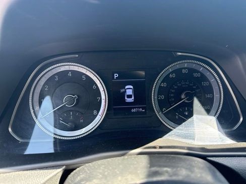 Used 2022 Hyundai Sonata SE w/ Preferred Accessory Package FWD image 13
