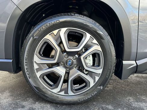 Certified 2024 Subaru Ascent Limited image 8