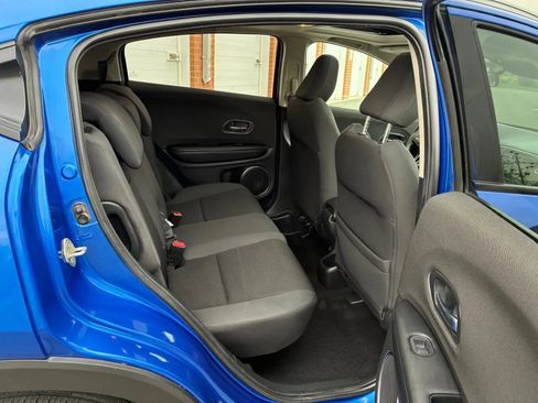 Used 2022 Honda HR-V EX image 17