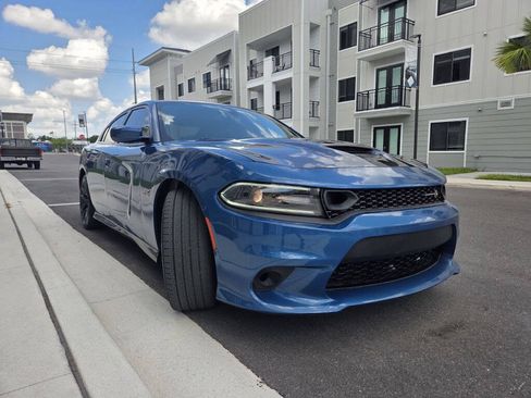 Used 2019 Dodge Charger R/T RWD image 4