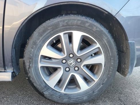 Used 2022 Chevrolet Colorado LT w/ LT Convenience Package image 18