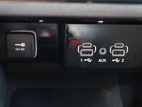 Used 2024 Jeep Wagoneer Series II AWD/4WD image 43