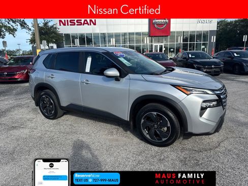 Certified 2025 Nissan Rogue SV FWD image 1