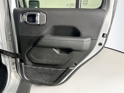 Used 2023 Jeep Wrangler Sahara w/ Cold Weather Group image 29