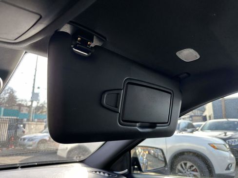 Used 2017 Mercedes-Benz GLA 250 4MATIC image 29