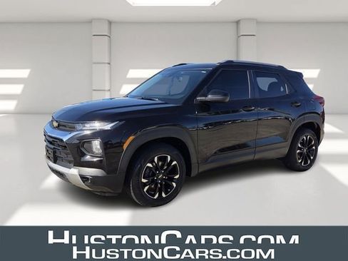 Used 2022 Chevrolet TrailBlazer LT FWD image 1