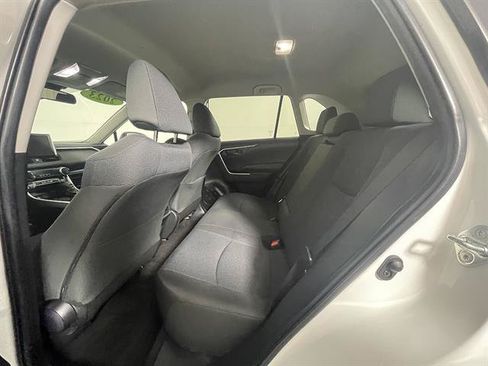 Used 2023 Toyota RAV4 LE AWD/4WD image 10