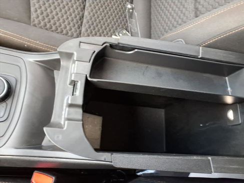 Used 2020 GMC Terrain SLE image 24