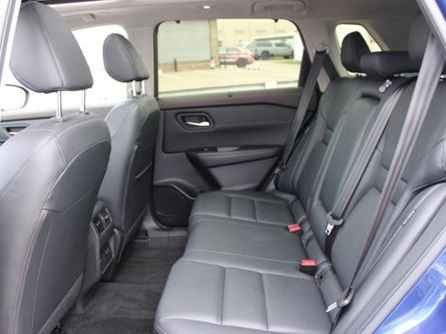 Certified 2023 Nissan Rogue SL w/ SL Premium Package AWD/4WD image 12