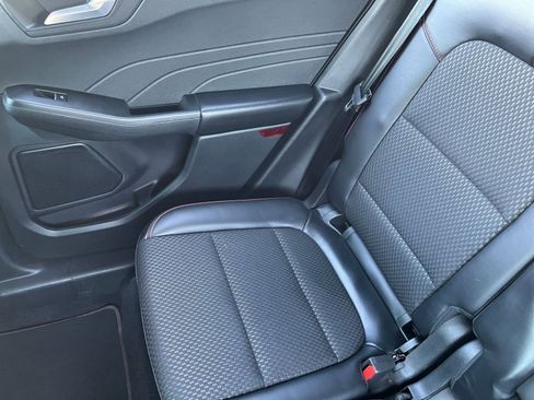 Used 2023 Ford Escape ST-Line image 40