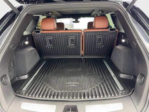 Used 2021 Cadillac XT5 Premium Luxury image 76