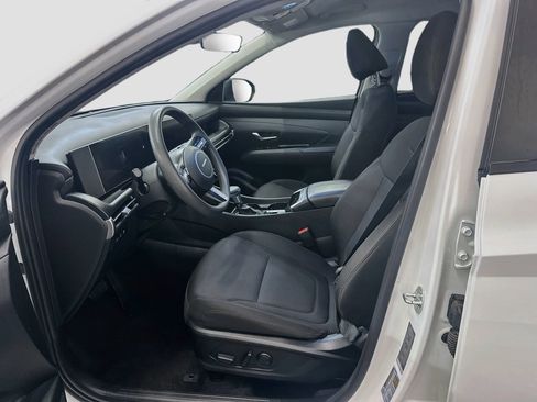 Used 2025 Hyundai Tucson SEL AWD/4WD image 13