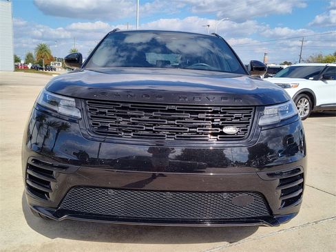 Used 2025 Land Rover Range Rover Velar Dynamic SE image 16